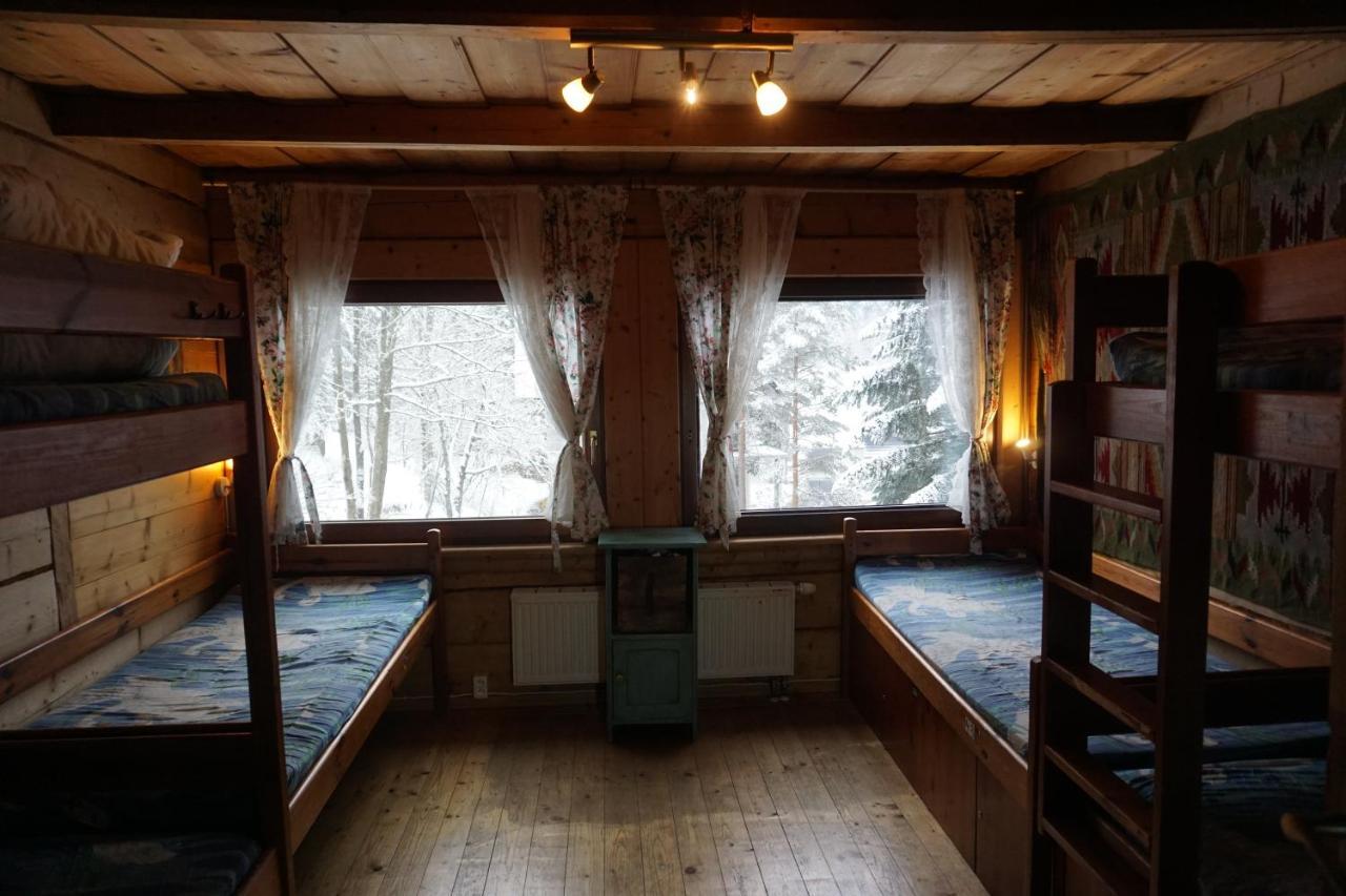 Bett im gemischten 6-Bett-Schlafsaal